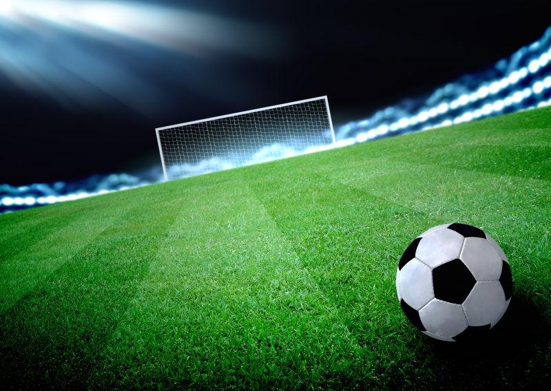 拉姆：诺伊尔需要决定是否愿意回国家队；基米希适合踢中前卫