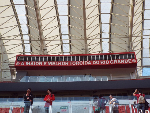 迸发出的能 迸发出的能